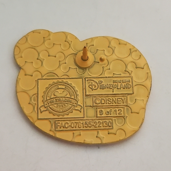 Disney Pin Trading HKDL Duffy & Friends Mushroom Sugar Cookie Collection Pin - Picture 2 of 3
